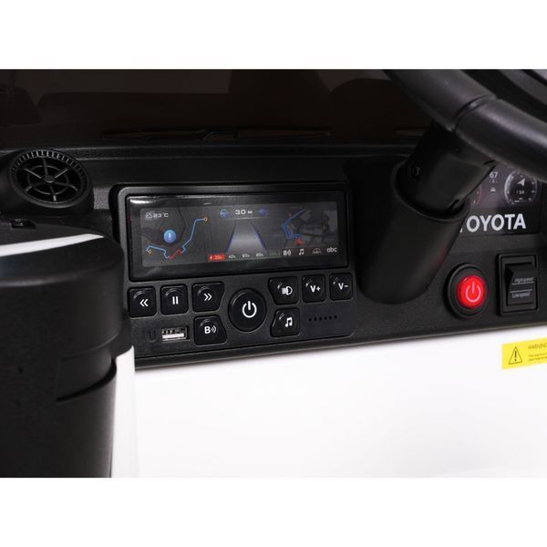Автомобіль Toyota Land Cruiser PRADO Білий Білий PA.2155.BIA фото