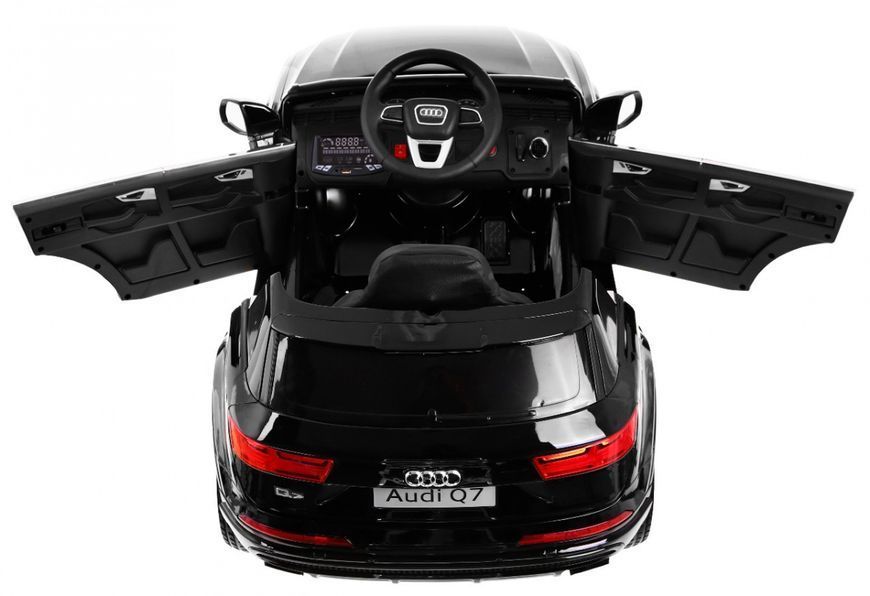 Детский электромобиль Audi Q7 для мальчиков от 1 года черного цвета с пультом управления. 1159 фото